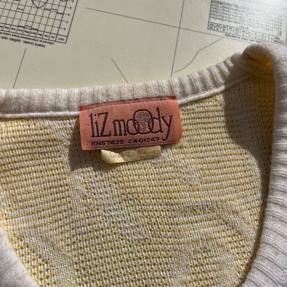 Vintage 90s Liz Moody Short Sleeve Knit - Picture 3 of 6
